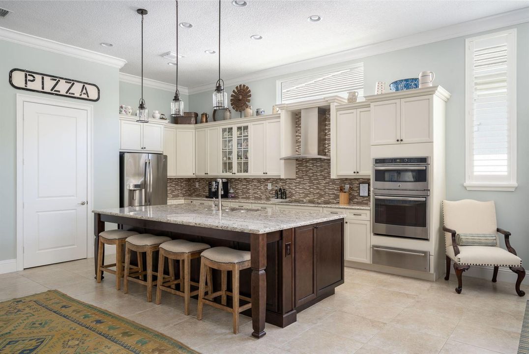 11-web-or-mls-1101 Riverwind Circle-11