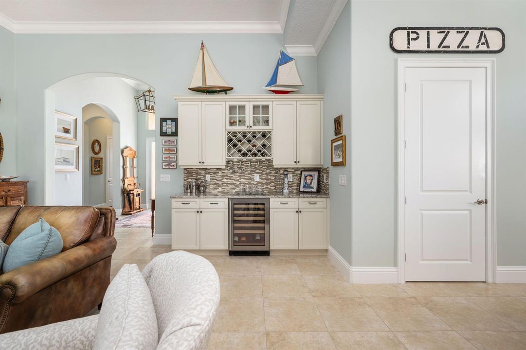 8-web-or-mls-1101 Riverwind Circle-8