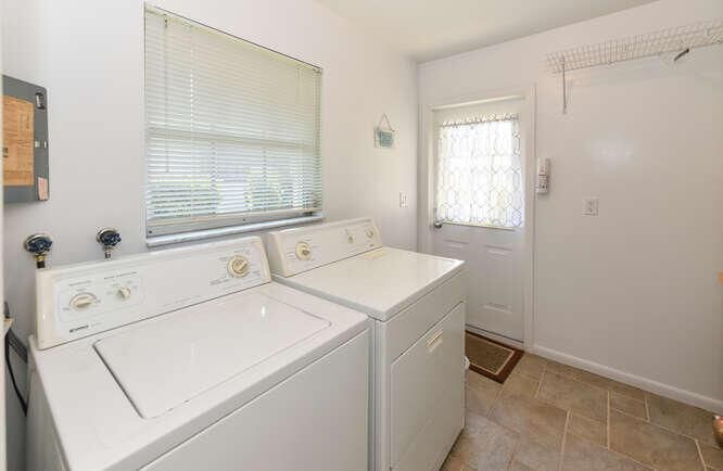 493 Forestview Dr Atlantis FL-small-027-