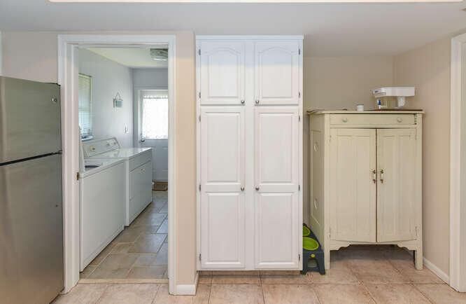 493 Forestview Dr Atlantis FL-small-029-