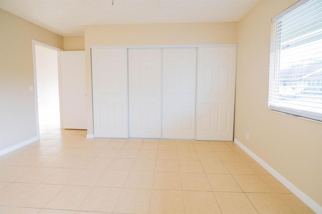 4763 ORLEANS_MASTER BEDROOM 2