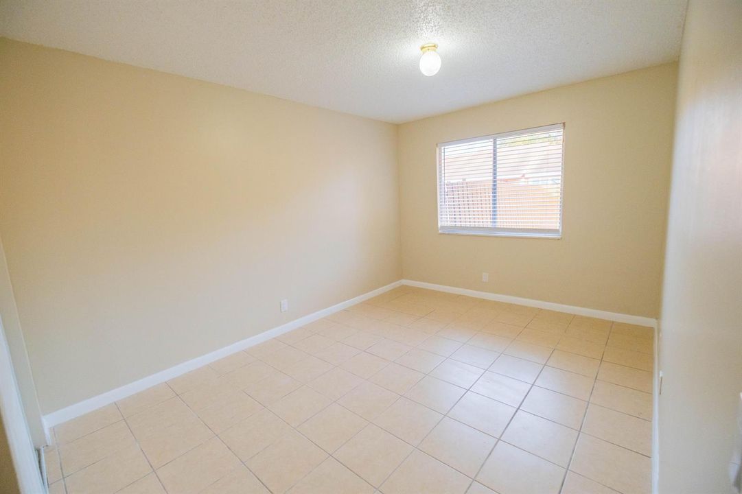 4763 ORLEANS_3RD BEDROOM 2