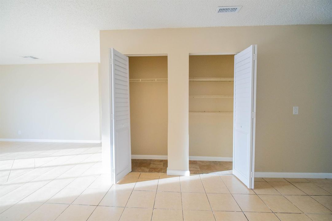 4763 ORLEANS_PANTRY