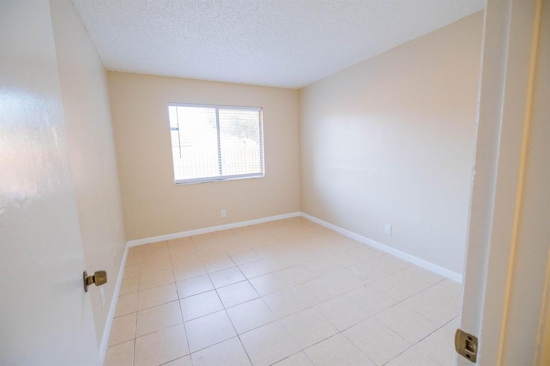 4763 ORLEANS_3RD BEDROOM