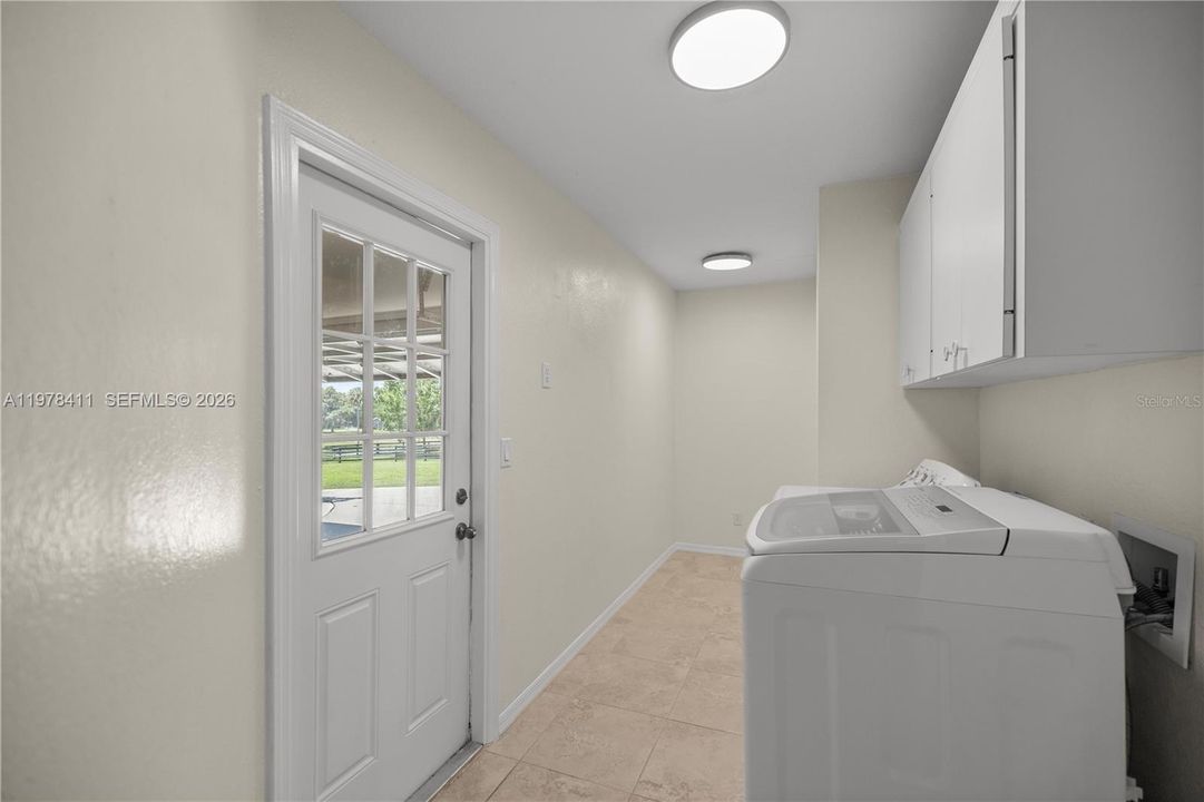 En Venta: $675,000 (4 camas, 2 baños, 0 Pies cuadrados)