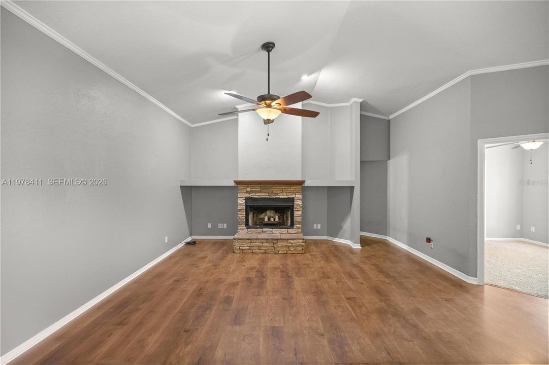 En Venta: $675,000 (4 camas, 2 baños, 0 Pies cuadrados)