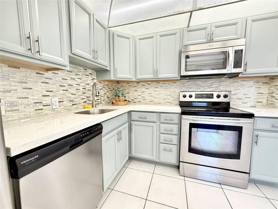 En Venta: $210,000 (1 camas, 1 baños, 717 Pies cuadrados)