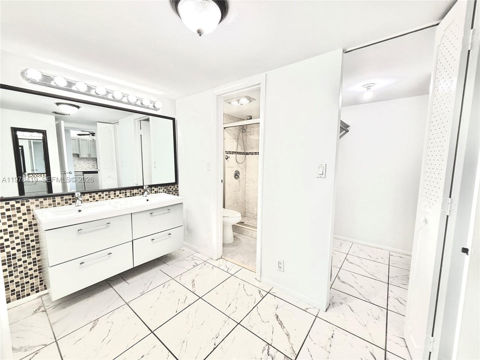 En Venta: $210,000 (1 camas, 1 baños, 717 Pies cuadrados)