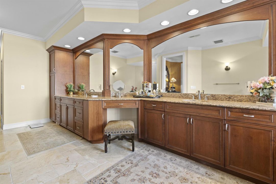 23 - Master Bathroom 1