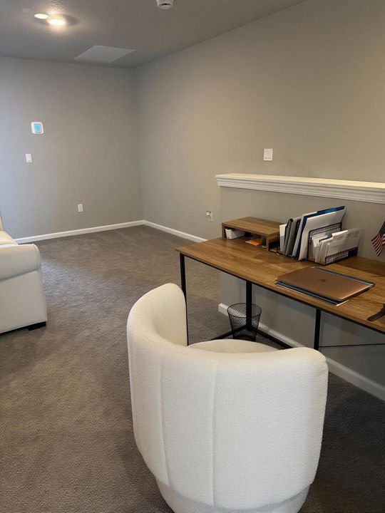 389 Loft Desk