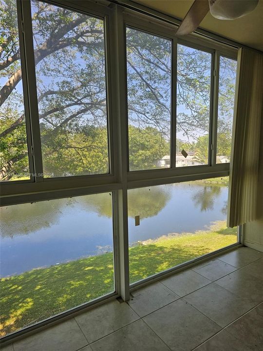 En Venta: $123,400 (2 camas, 2 baños, 1030 Pies cuadrados)