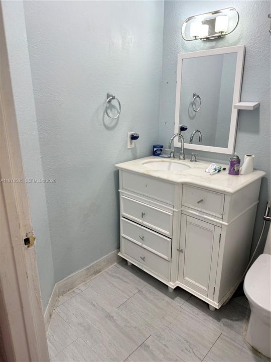 Active With Contract: $420,000 (4 beds, 3 baths, 1293 Square Feet)