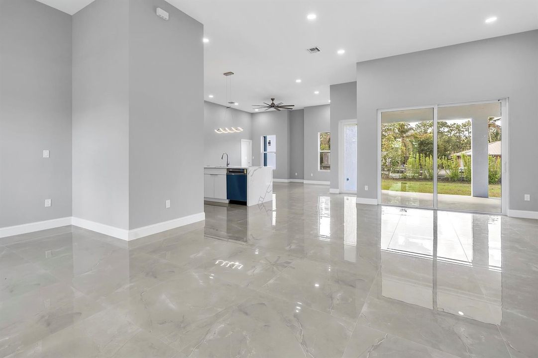 15174 69th Ct N. Loxahatchee 33470 -
