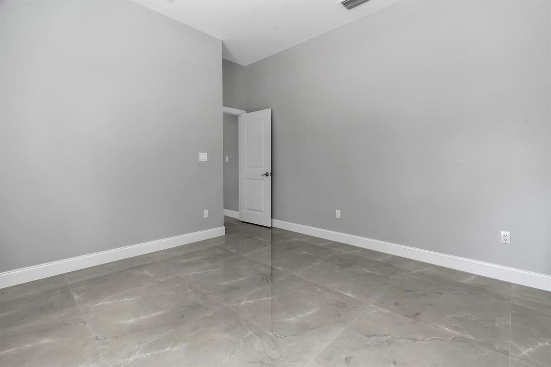 15174 69th Ct N. Loxahatchee 33470 -