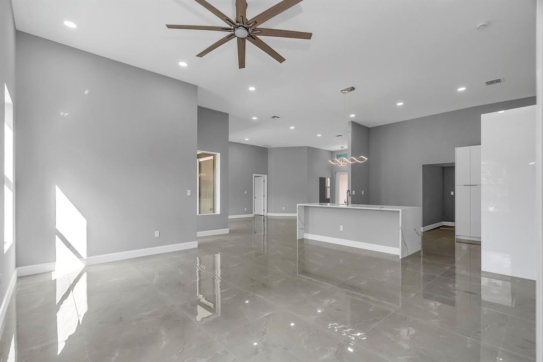 15174 69th Ct N. Loxahatchee 33470 -