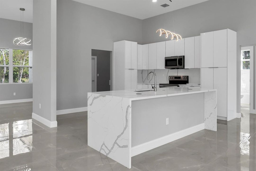 15174 69th Ct N. Loxahatchee 33470 -