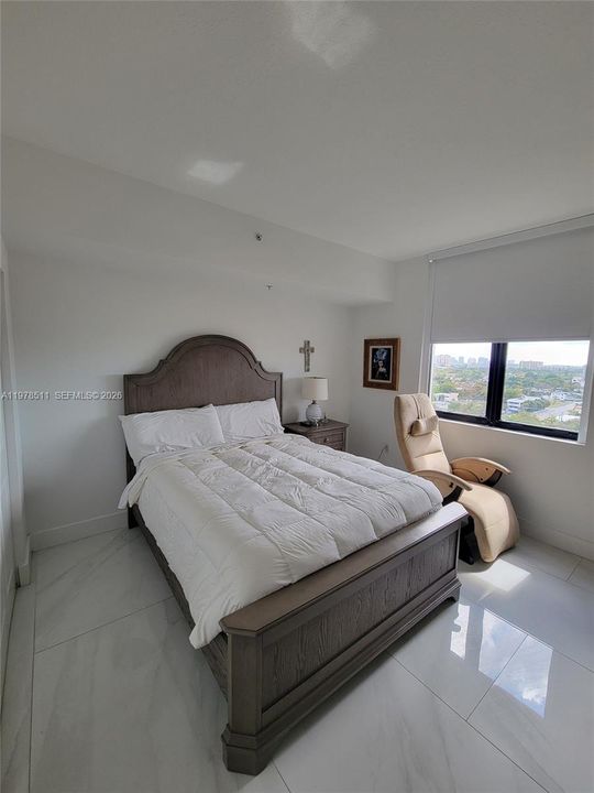 For Sale: $550,000 (2 beds, 2 baths, 1152 Square Feet)