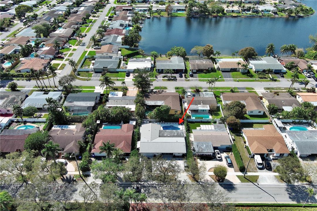 Под контрактом: $855,000 (5 спален, 4 ванн, 1865 Квадратных фут)