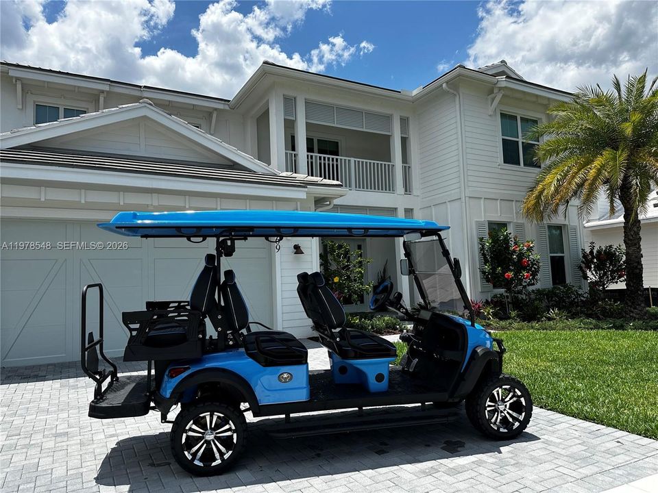 Recently Sold: $2,000,000 (5 beds, 3 baths, 3718 Square Feet)