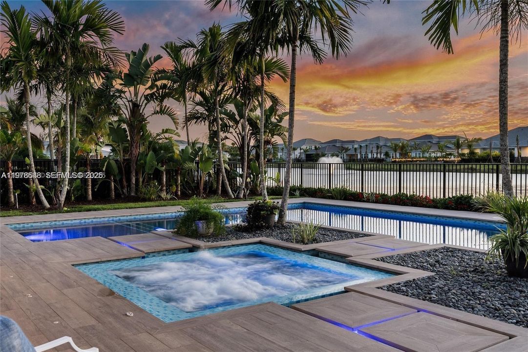 Recently Sold: $2,000,000 (5 beds, 3 baths, 3718 Square Feet)
