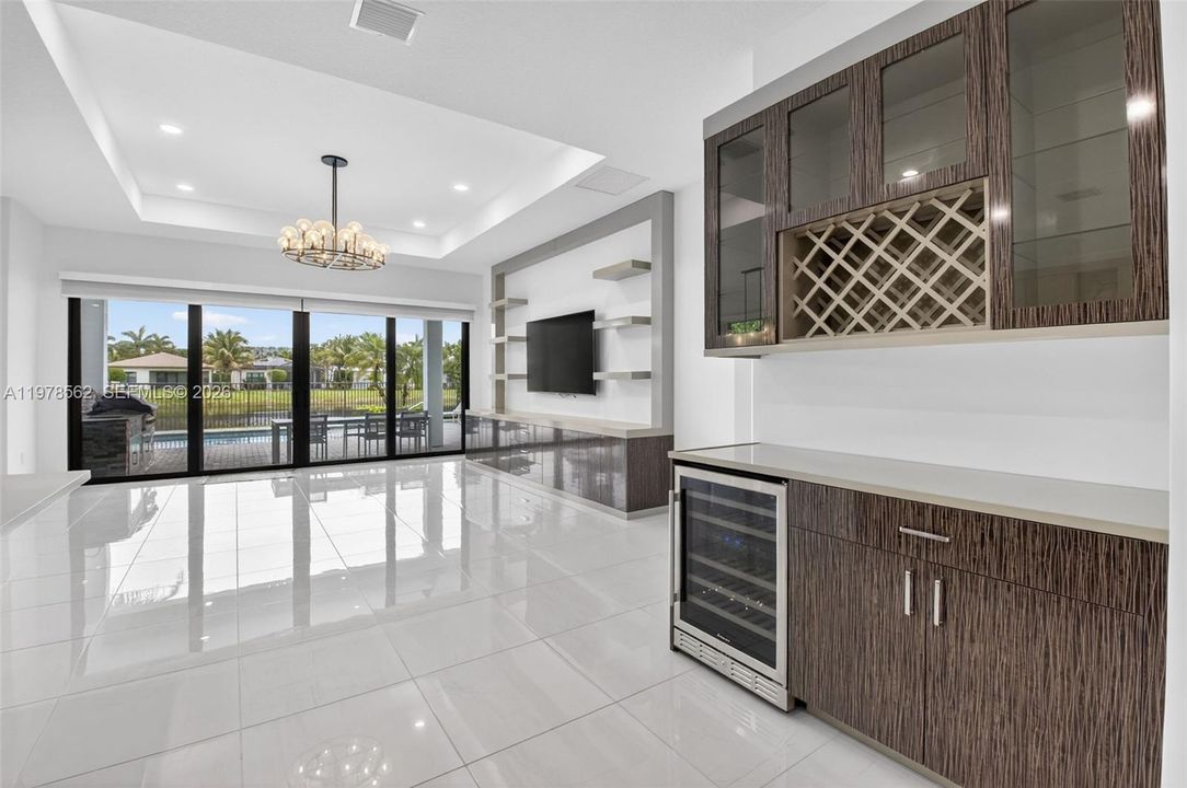 Recently Sold: $1,695,000 (4 beds, 4 baths, 3248 Square Feet)