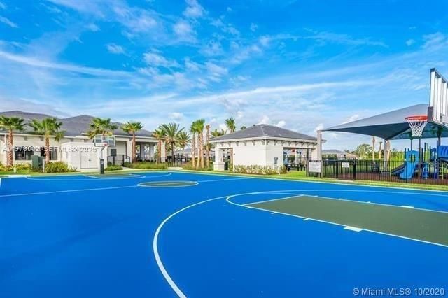 Recently Sold: $1,695,000 (4 beds, 4 baths, 3248 Square Feet)