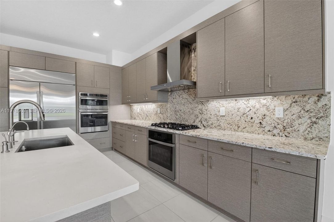 Recently Sold: $1,695,000 (4 beds, 4 baths, 3248 Square Feet)