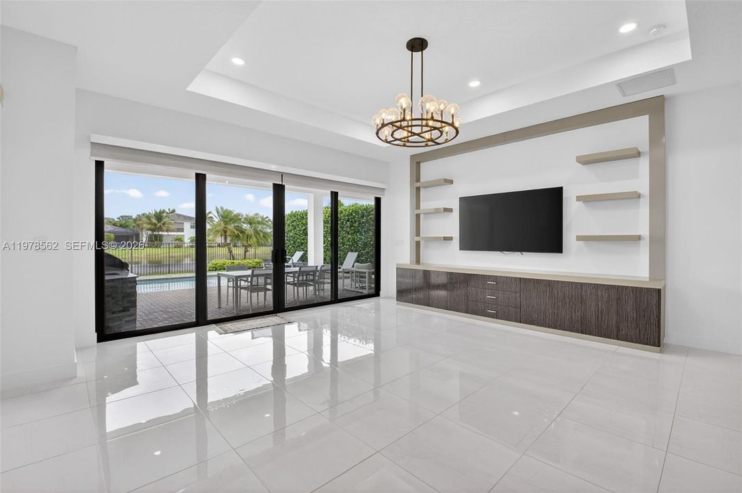Recently Sold: $1,695,000 (4 beds, 4 baths, 3248 Square Feet)