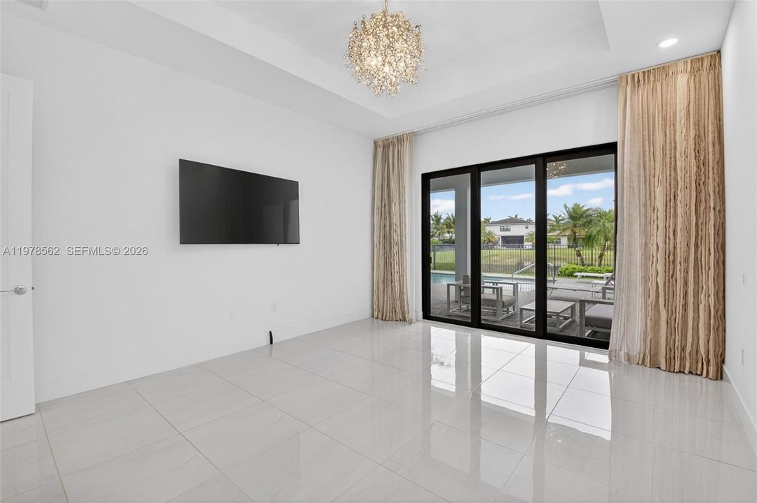 Recently Sold: $1,695,000 (4 beds, 4 baths, 3248 Square Feet)
