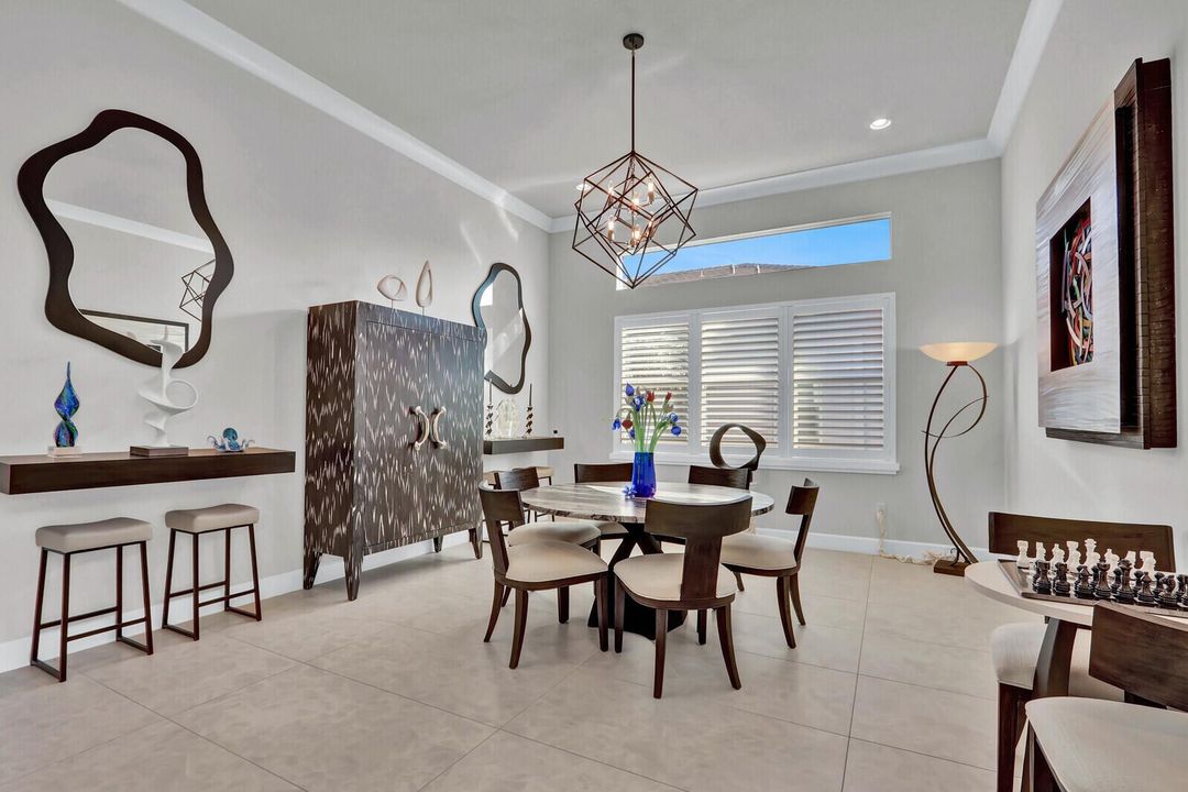 Living Room/Flex Room