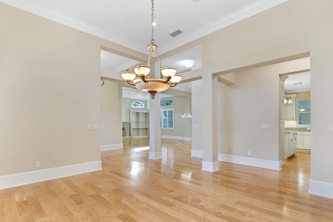 Formal Dining