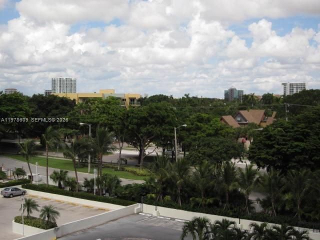 Recently Rented: $2,800 (1 beds, 1 baths, 868 Square Feet)