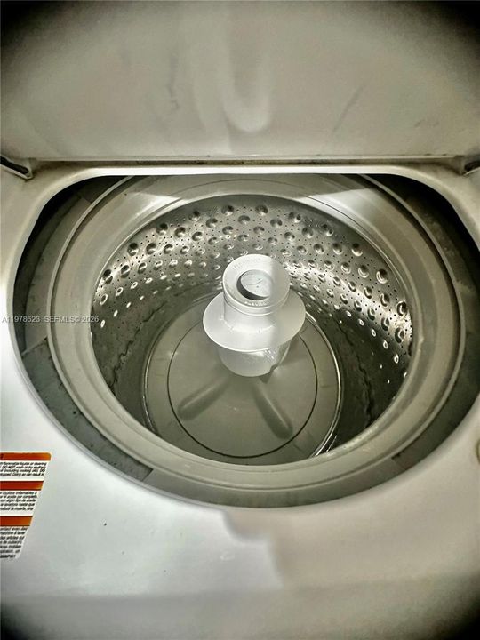 LARGER CAPACITY TOP LOAD WASHER THAN MOST SPACESAVER UNITS