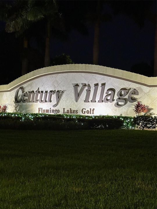 RESORT STYLE LIVING IN A GATED COMMUNITY WITH GUARDHOUSE TO ANNOUNCE VISITORS & SECURITY PATROLED FOR UTMOST SECURITY