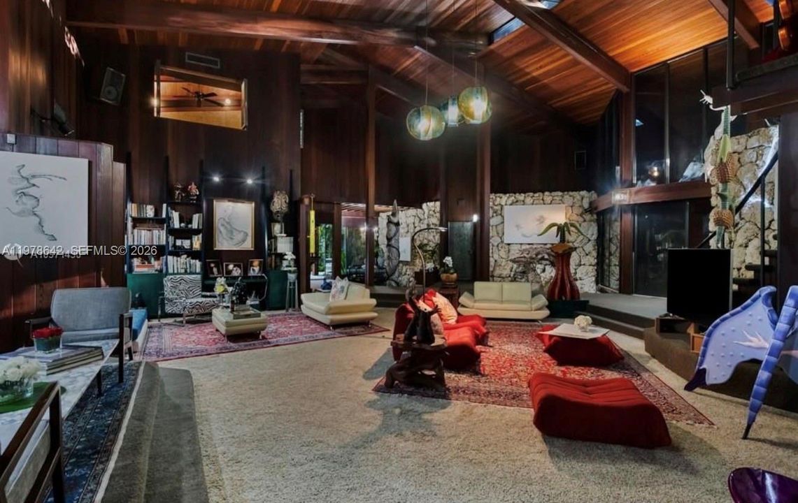 En Renta: $65,000 (3 camas, 3 baños, 5128 Pies cuadrados)