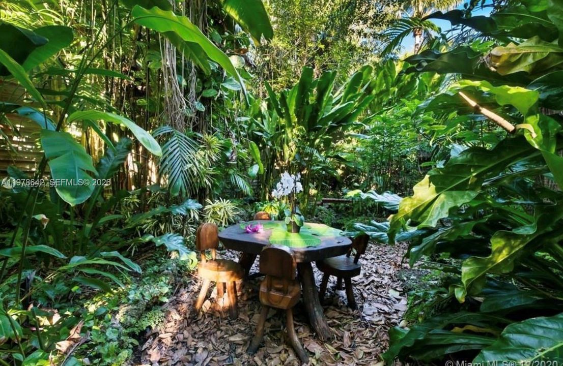 En Renta: $65,000 (3 camas, 3 baños, 5128 Pies cuadrados)