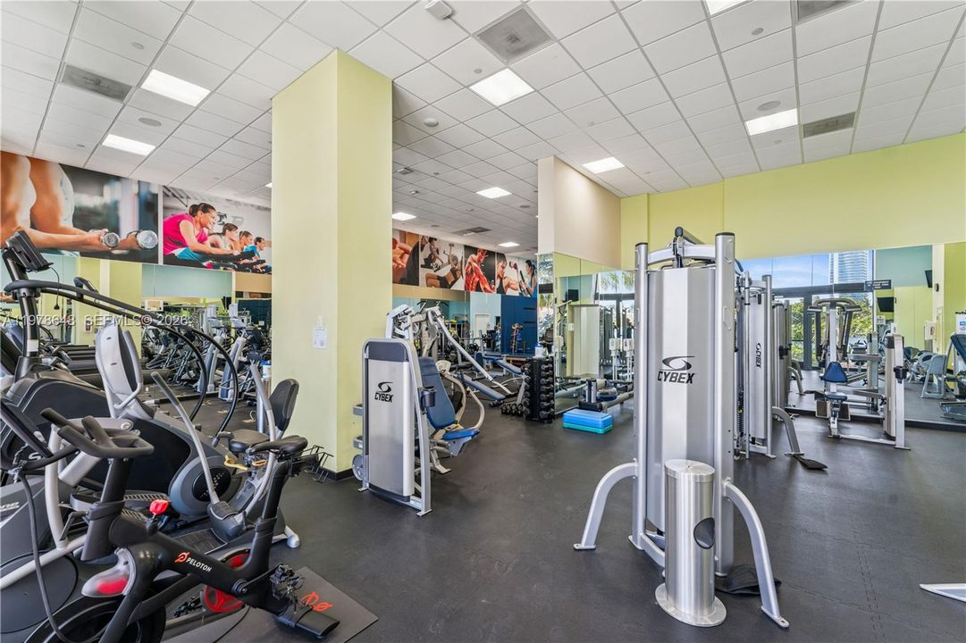 Active With Contract: $1,200,000 (2 beds, 2 baths, 1901 Square Feet)