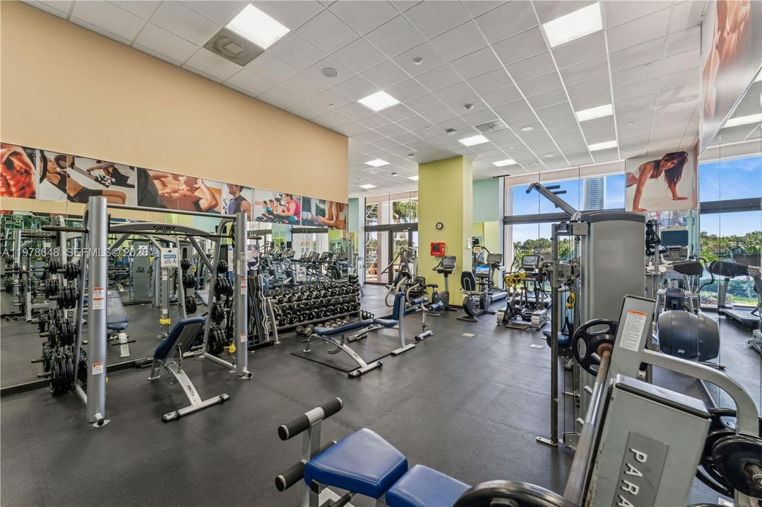 Active With Contract: $1,200,000 (2 beds, 2 baths, 1901 Square Feet)