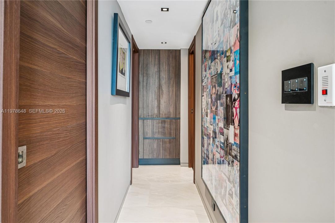Active With Contract: $1,200,000 (2 beds, 2 baths, 1901 Square Feet)