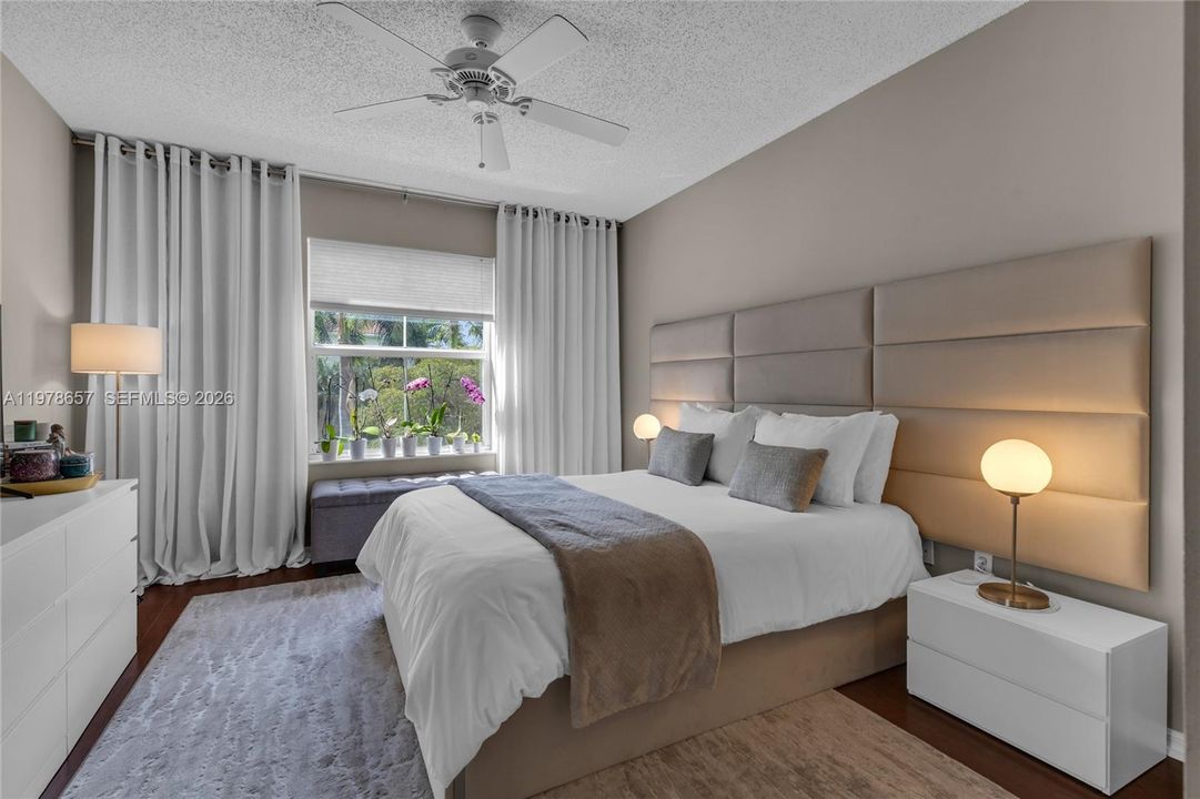 В аренду: $2,900 (2 спален, 2 ванн, 1131 Квадратных фут)