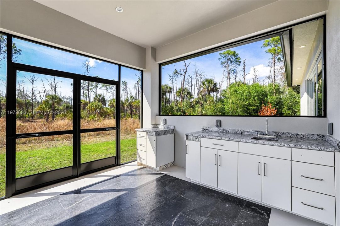 For Sale: $1,189,000 (4 beds, 4 baths, 2860 Square Feet)