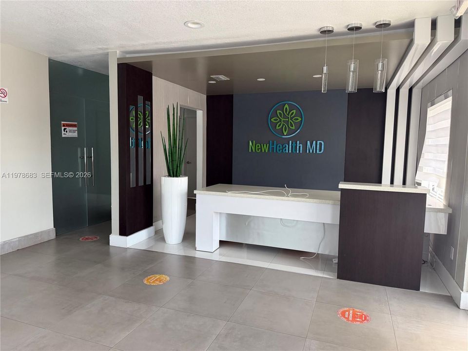 出租: $7,000 (0 贝兹, 0 浴室, 0 平方英尺)