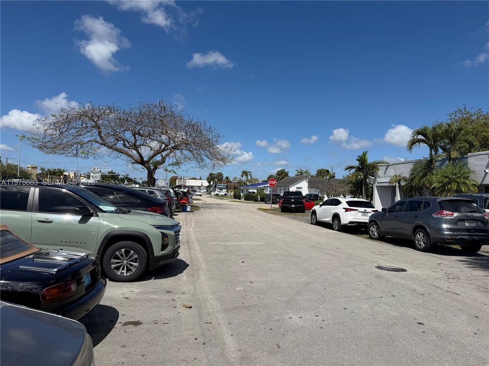 出租: $7,000 (0 贝兹, 0 浴室, 0 平方英尺)