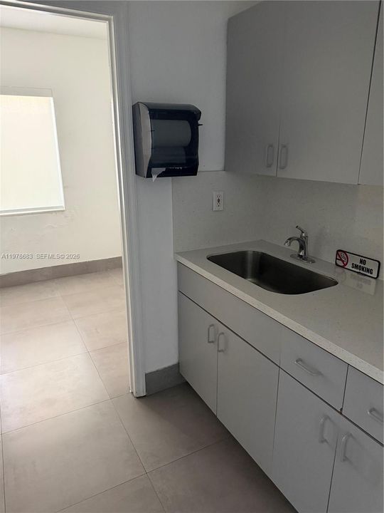 出租: $7,000 (0 贝兹, 0 浴室, 0 平方英尺)