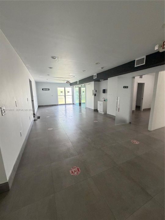 出租: $7,000 (0 贝兹, 0 浴室, 0 平方英尺)