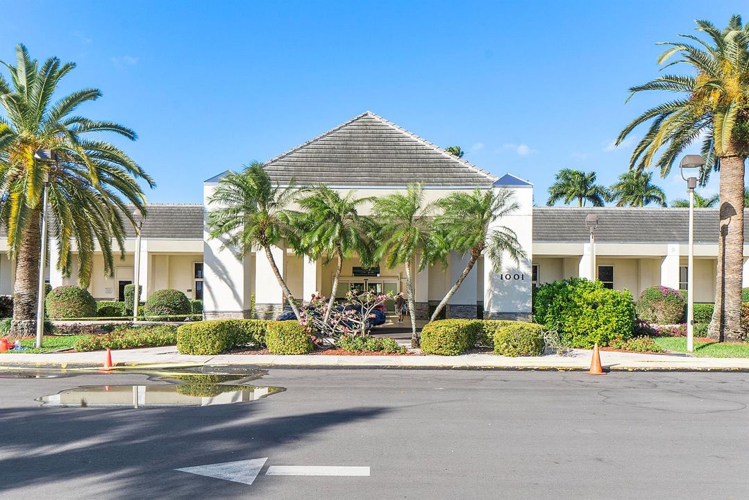 2302 Lucaya Ln N2_024