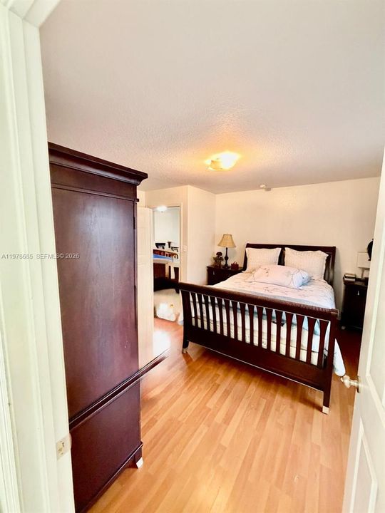 En Venta: $399,999 (3 camas, 2 baños, 1290 Pies cuadrados)