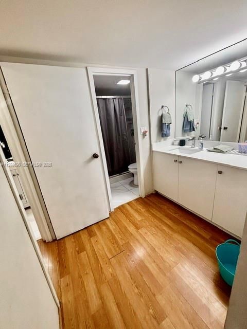 На продажу: $317,000 (1 спален, 1 ванн, 991 Квадратных фут)