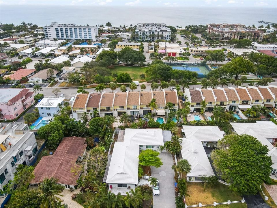 На продажу: $1,350,000 (0 спален, 0 ванн, 2377 Квадратных фут)