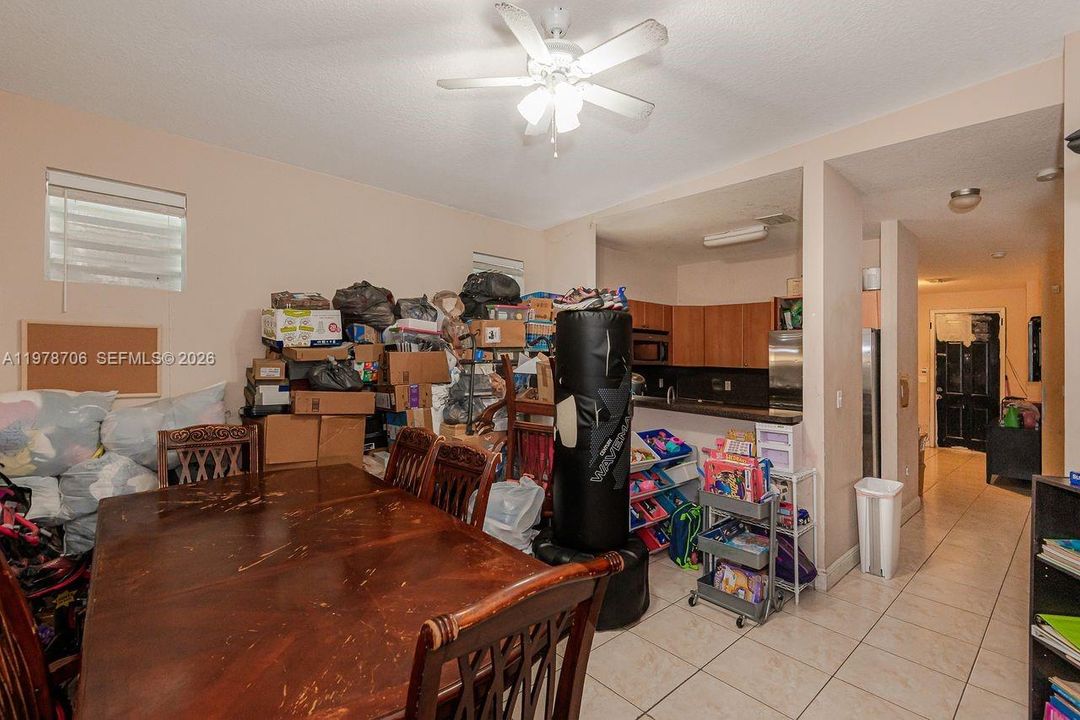 Activo con contrato: $308,000 (3 camas, 2 baños, 0 Pies cuadrados)